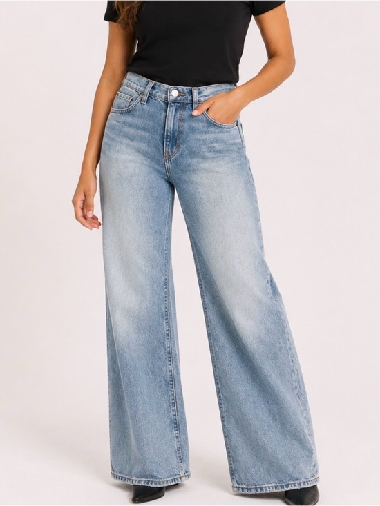 BDG Denim - BDG Light Blue Women's Wide Leg Jeans Tapered Baggy SZ 25" Small flaw